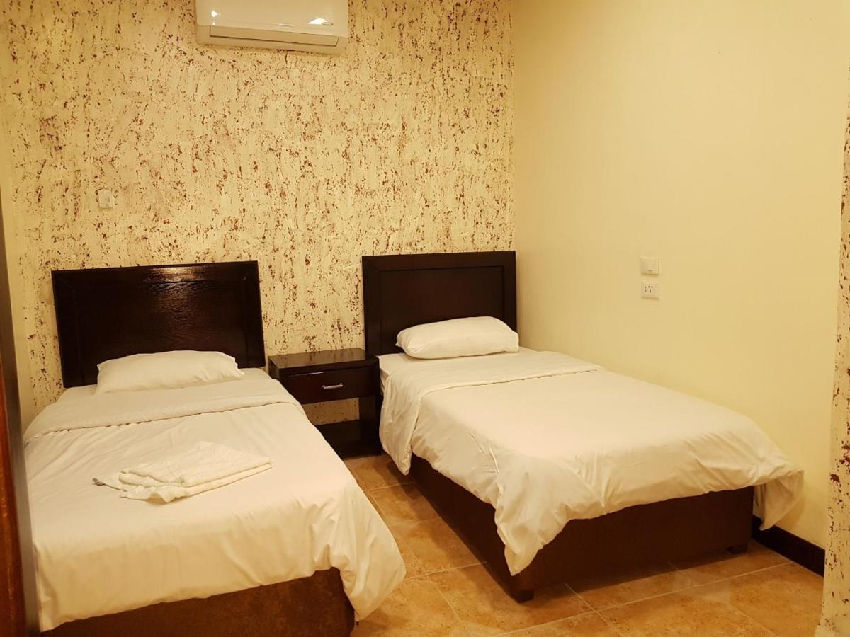 Siveen Hotel Amman Buitenkant foto